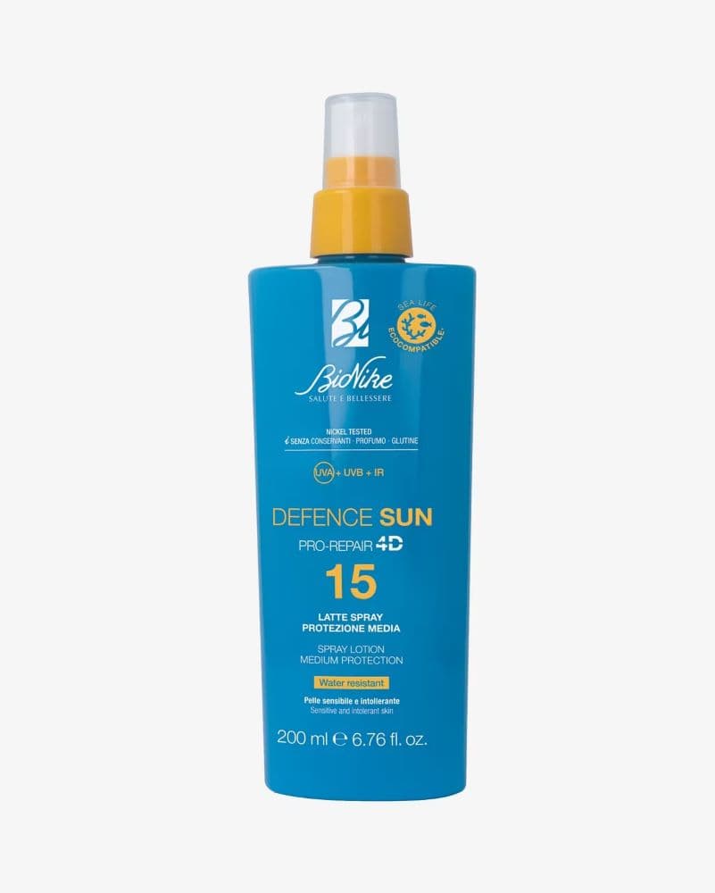 Bionike Defence Sun Latte Spray Solare SPF15 - Protezione solare media per il corpo - 200 ml