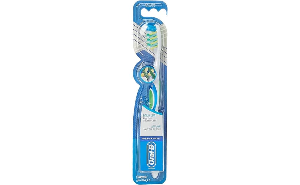 Oral-B Proexpert Crossaction Extra Clean Spazzolino Medio Testina 40mm