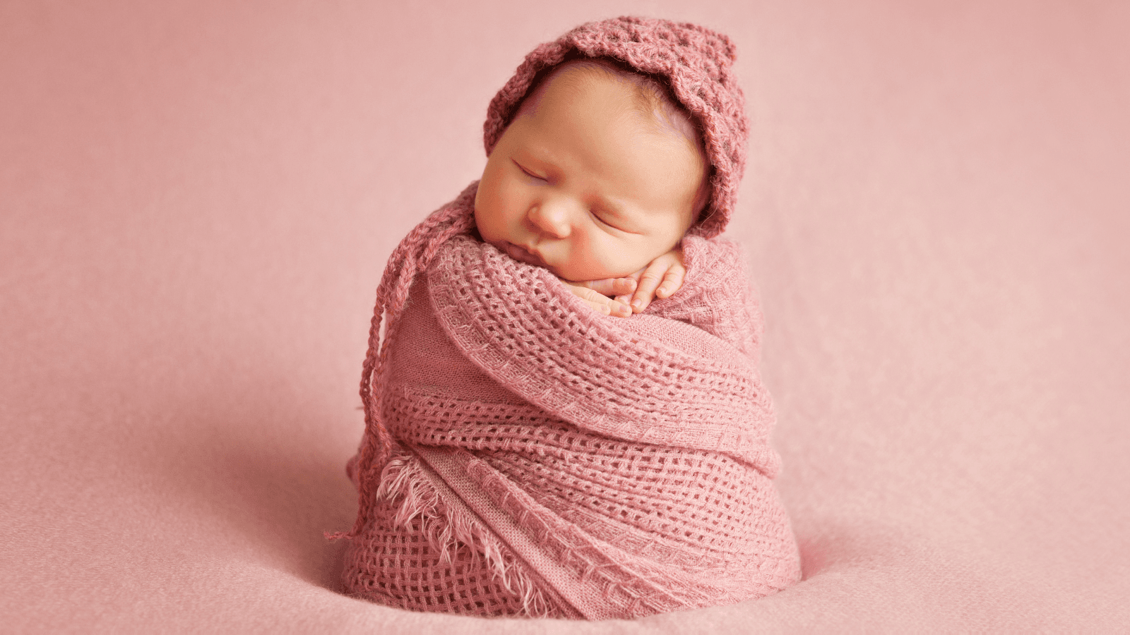 Igiene del neonato: come scegliere detergenti, creme e accessori delicati