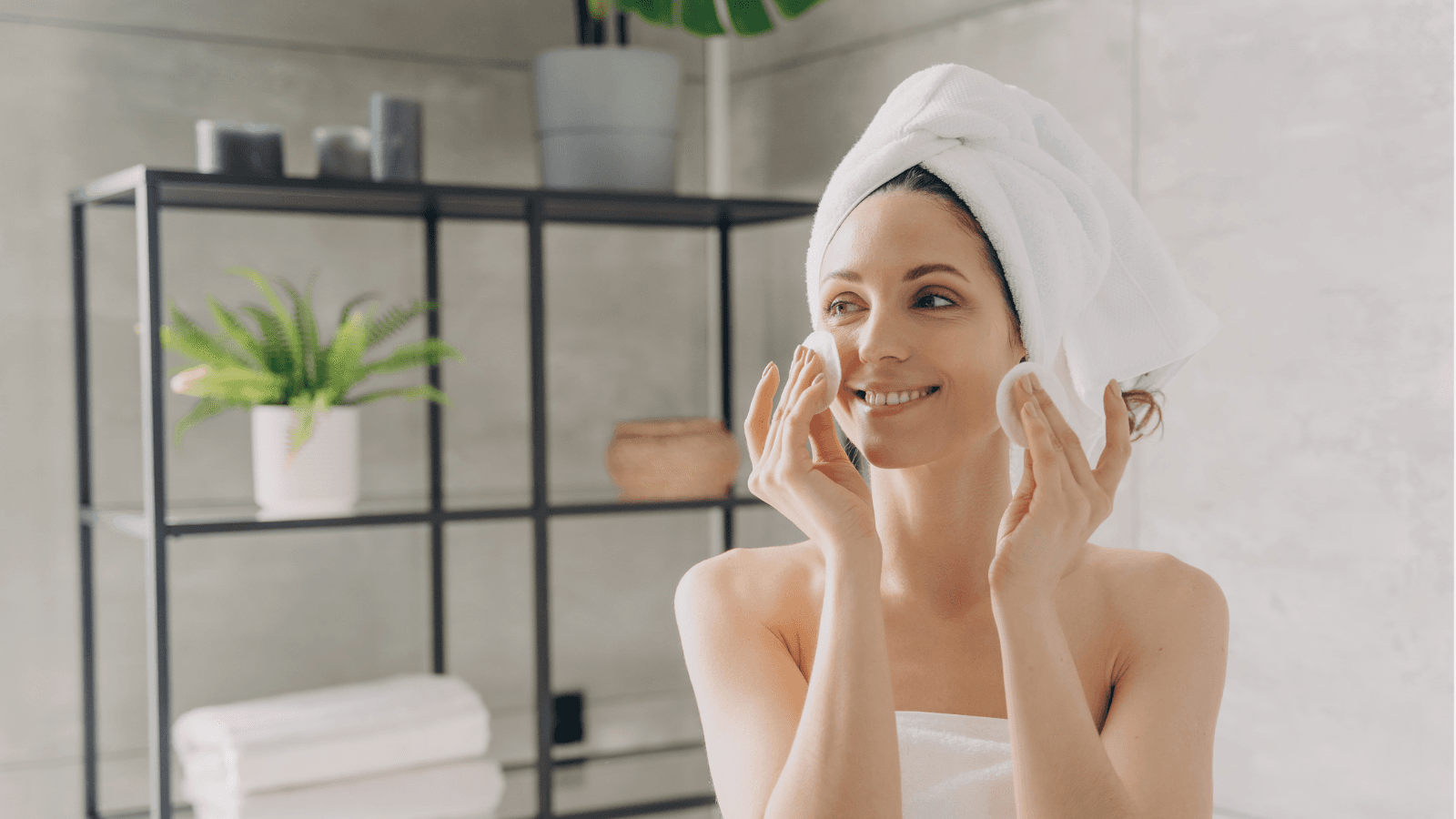 Come confrontare due prodotti skincare senza perdersi tra etichette e prezzi